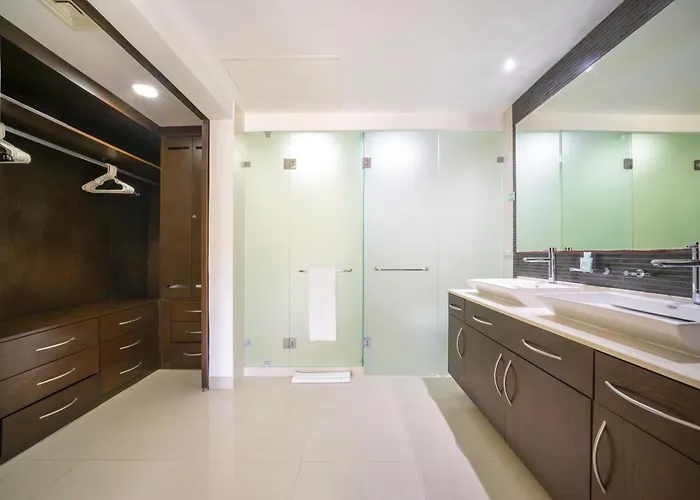 Ferienhaus Luxury 2 Bedroom With Tub & Infinity Pool - Side At Mareazul - Sirenita G Playa del Carmen